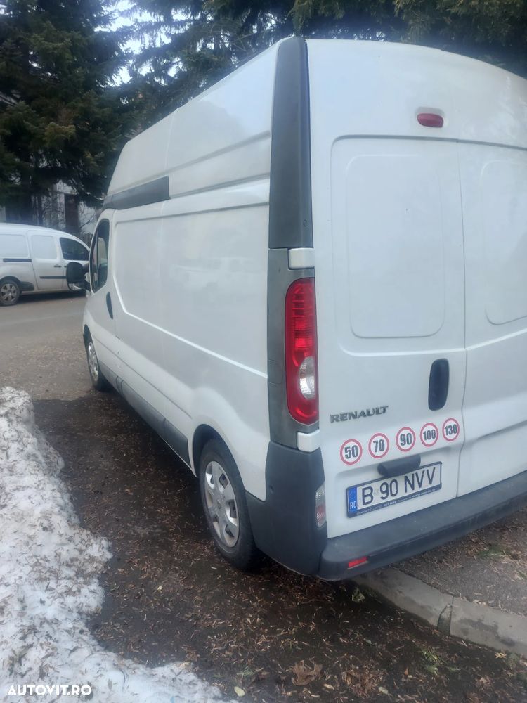 Renault Trafic - 4