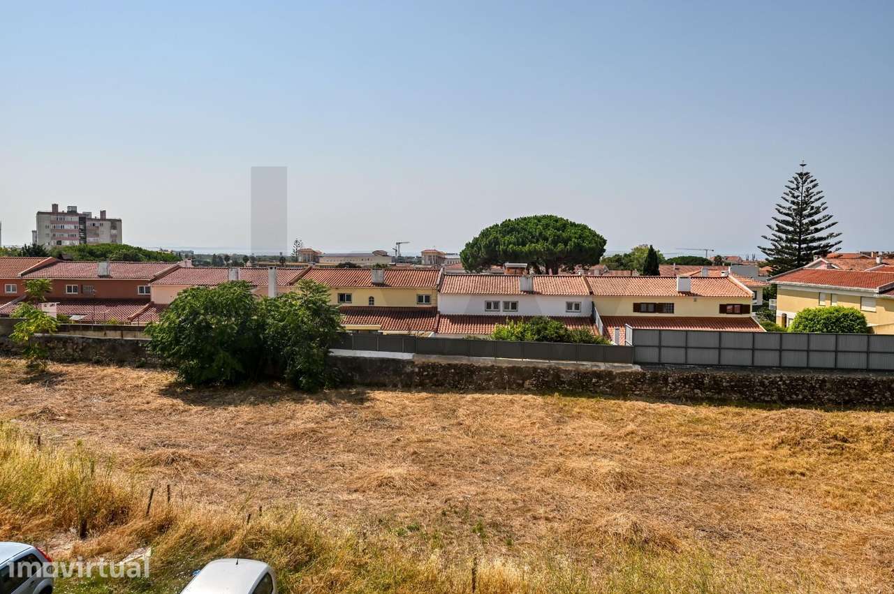 T2 com 80 m2, Garagem Box de 35 m2 e Arrecadação | Parede – Bairro da - Grande imagem: 5/24