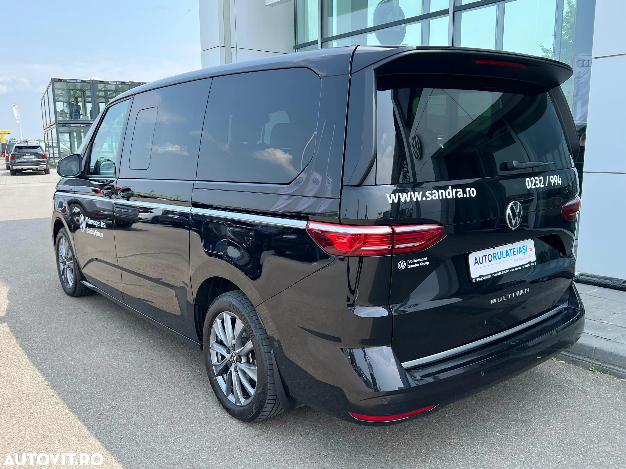 Volkswagen Multivan L 2.0 TSI DSG 150KW Style - 4