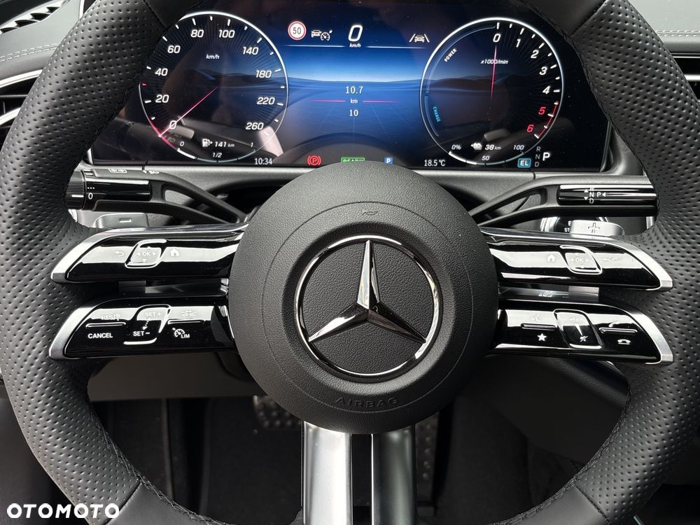 Mercedes-Benz Klasa E 300 de PHEV 4-Matic AMG 9G-Tronic - 16