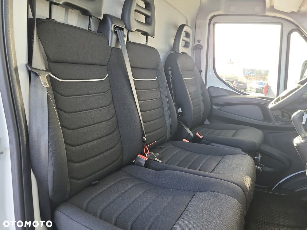 Iveco Daily 72C18 - 11