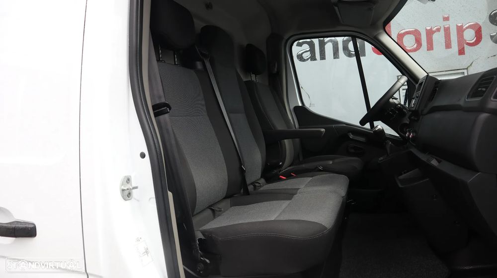 Renault Master 2.3 dCi 135 L2H2 - 14