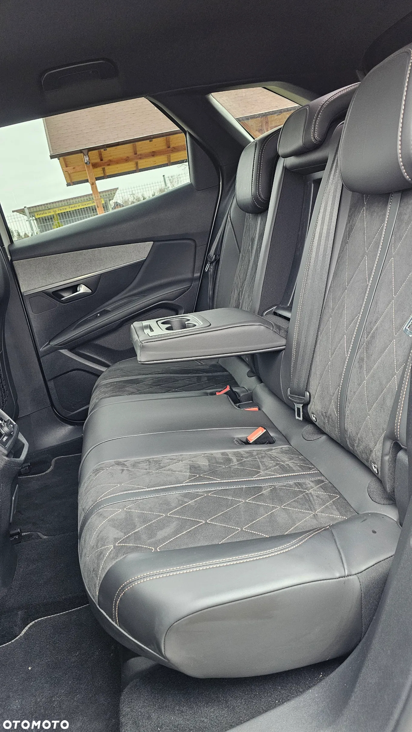 Peugeot 3008 BlueHDi 180 Stop & Start EAT8 GT - 12