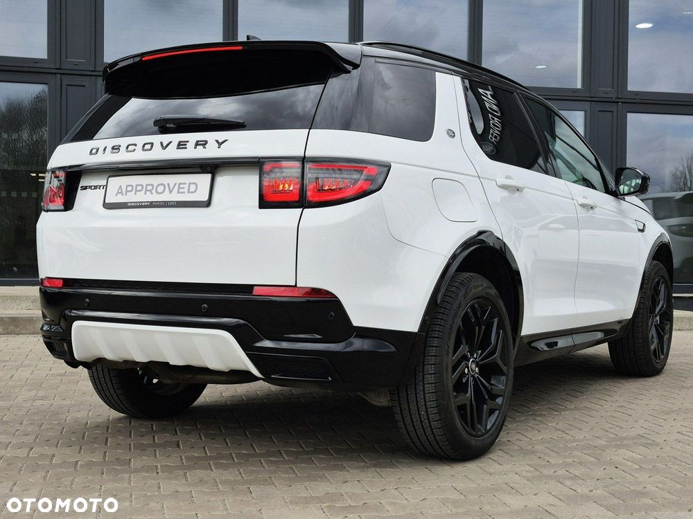 Land Rover Discovery Sport - 12