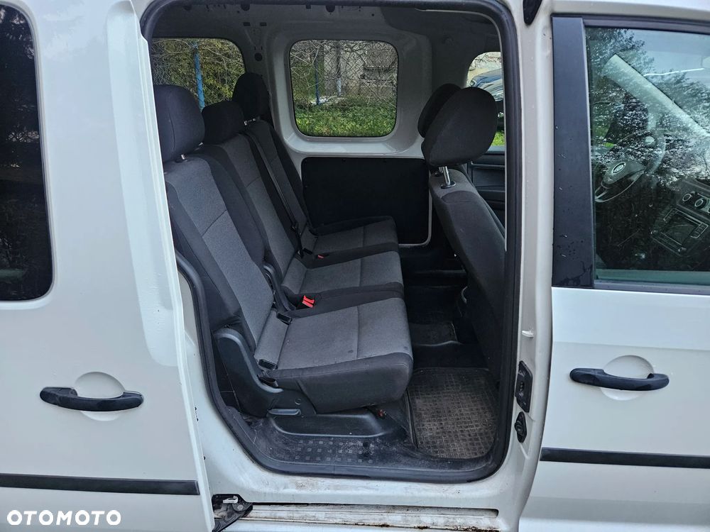 Volkswagen Caddy Maxi - 9