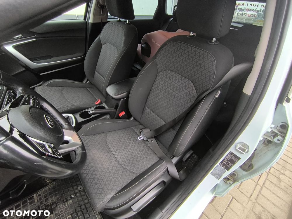 Kia Ceed 1.6 CRDi SCR L - 8