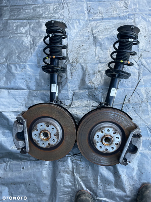 SKODA KODIAQ TIGUAN ALLSPASE 23 ROK 5q0407258b 5q0407257b Zawiesznie przód mcpherson zwrotnica prawy lewy przódwrotnica prawy lewy przód
