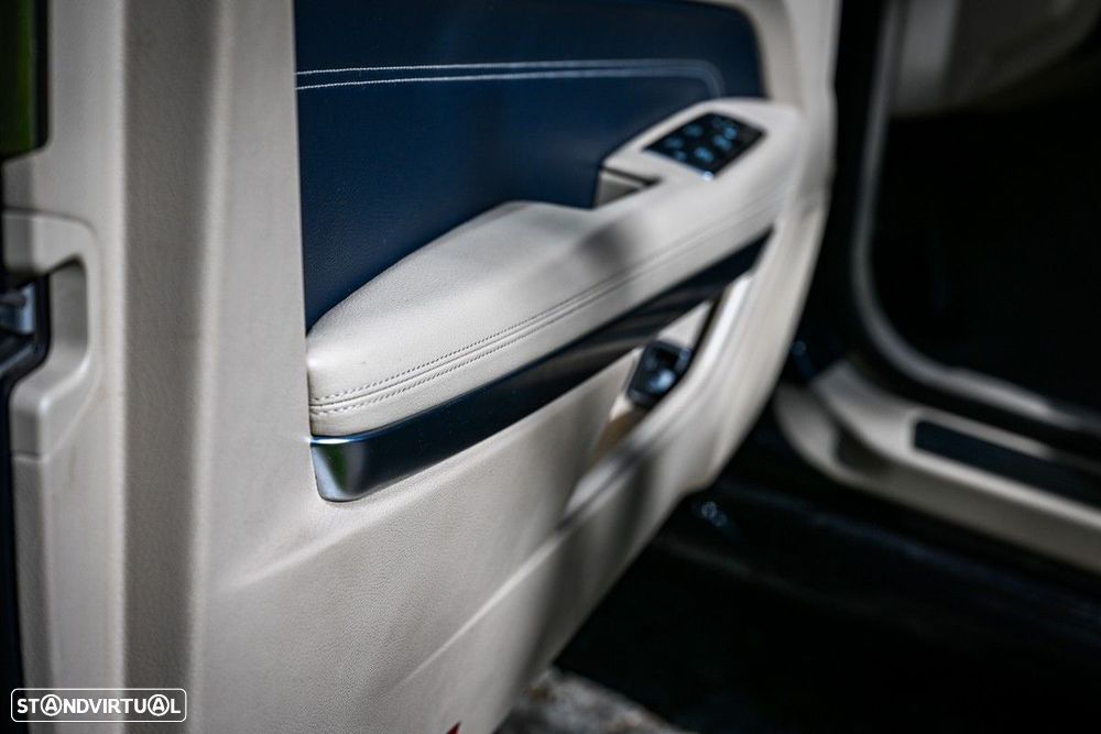 Mercedes-Benz E 200 - 45