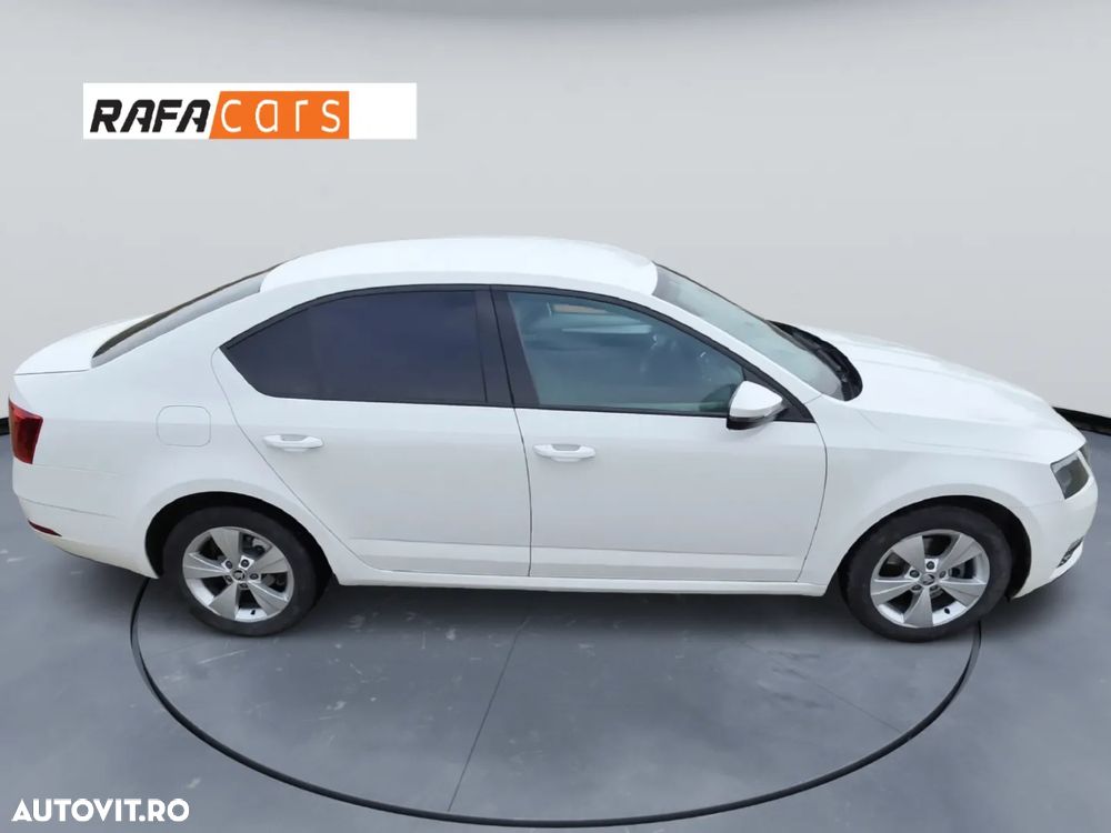 Skoda Octavia 1.0 TSI DSG Ambition - 9
