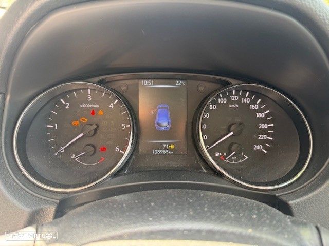 Nissan Qashqai 1.5 dCi N-Connecta - 9
