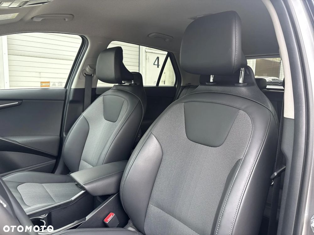 Kia Niro 1.6 GDI Hybrid L - 11