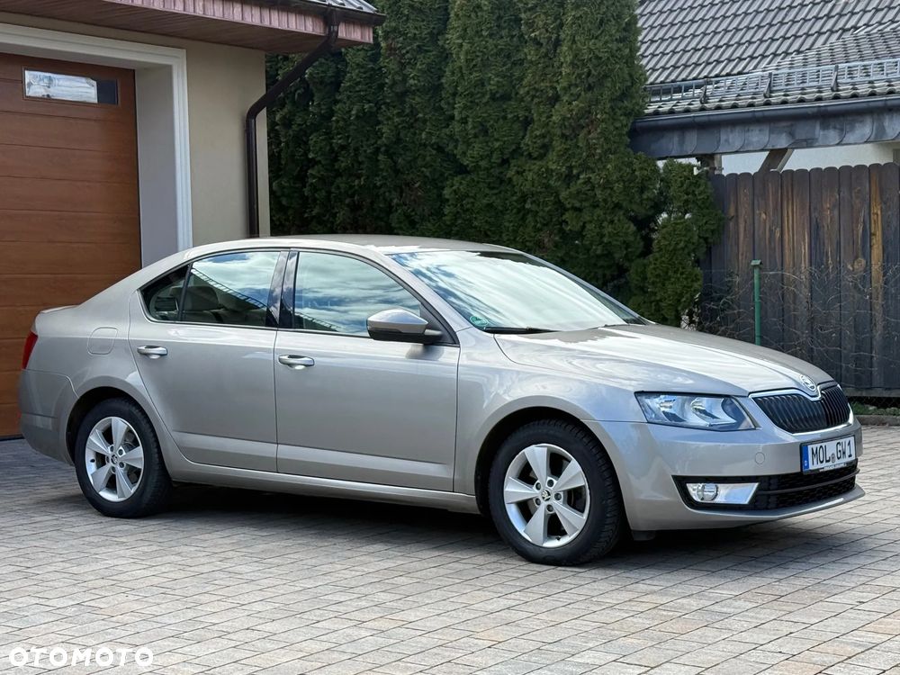 Skoda Octavia - 2