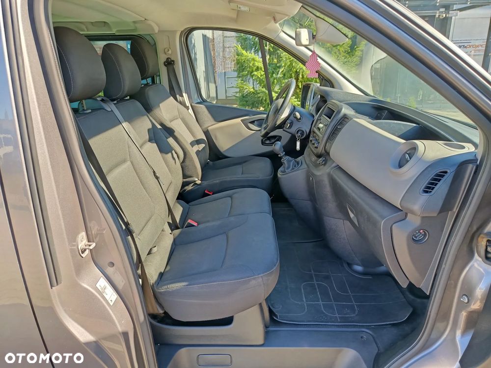 Renault Trafic - 10