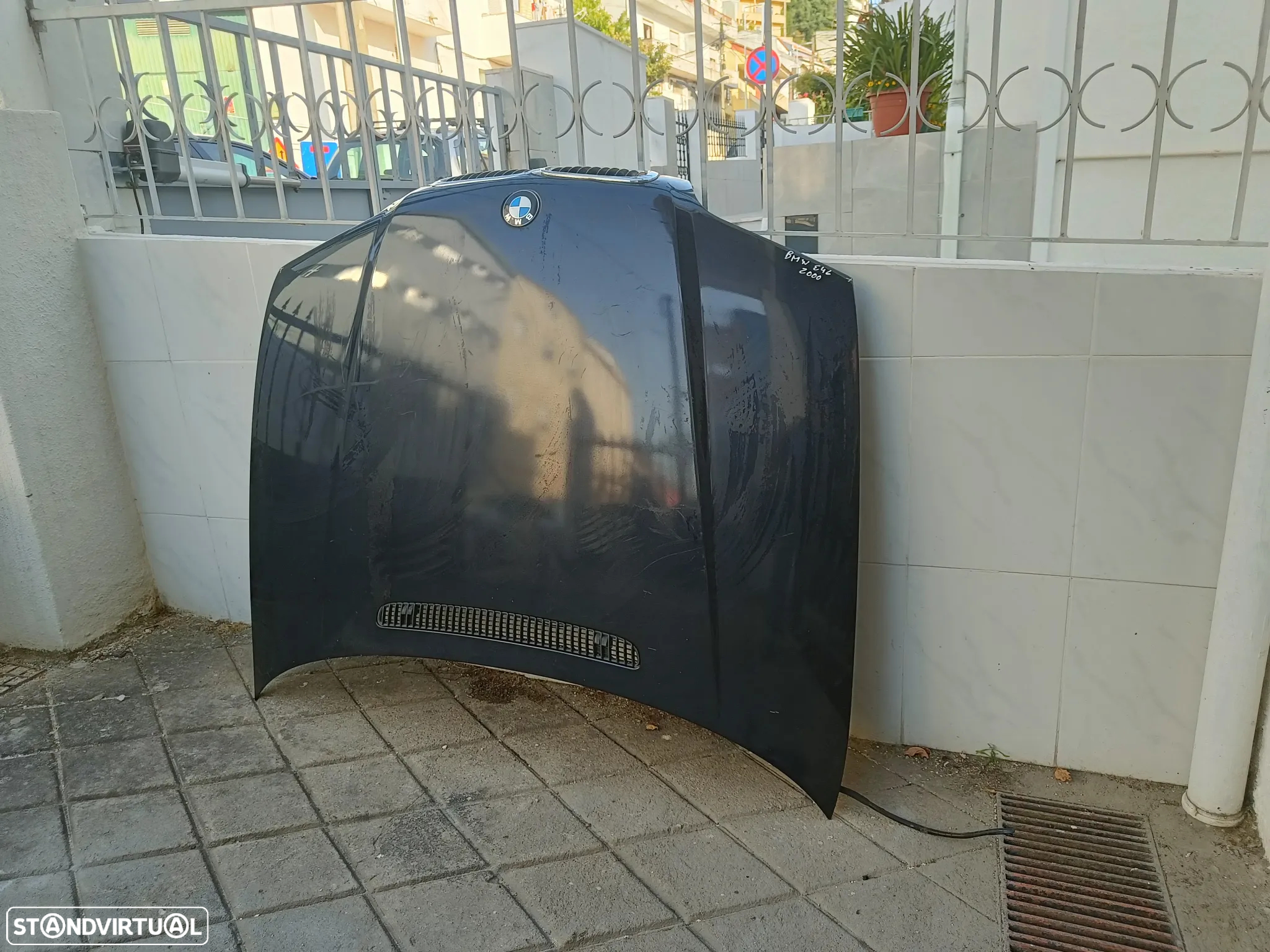 Capot BMW E46 2000 - 4