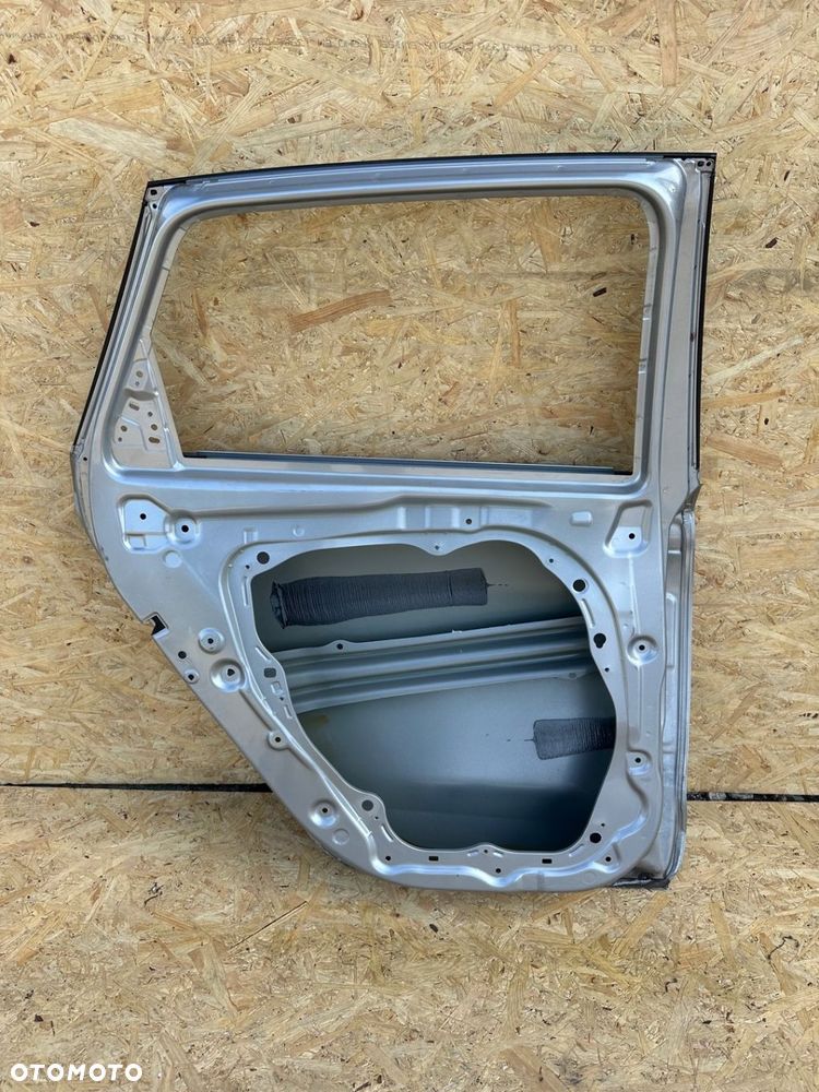 Hyundai i30 III drzwi tylne lewe drzwi lewy tył HB KOMBI - 6