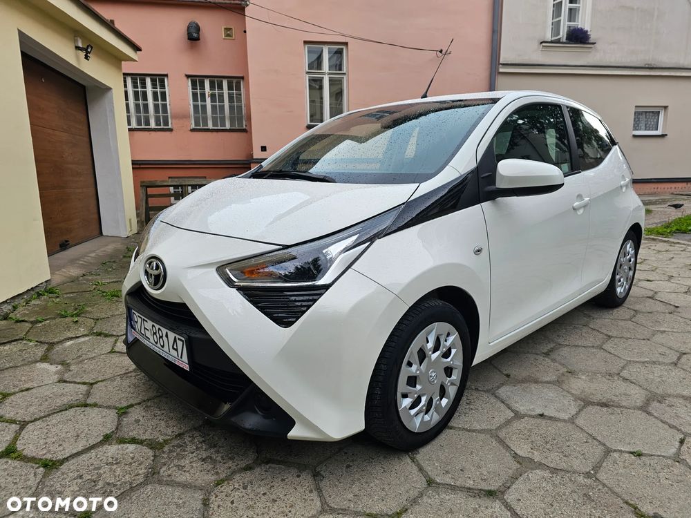 Toyota Aygo 1.0 VVT-i Color Edition - 2