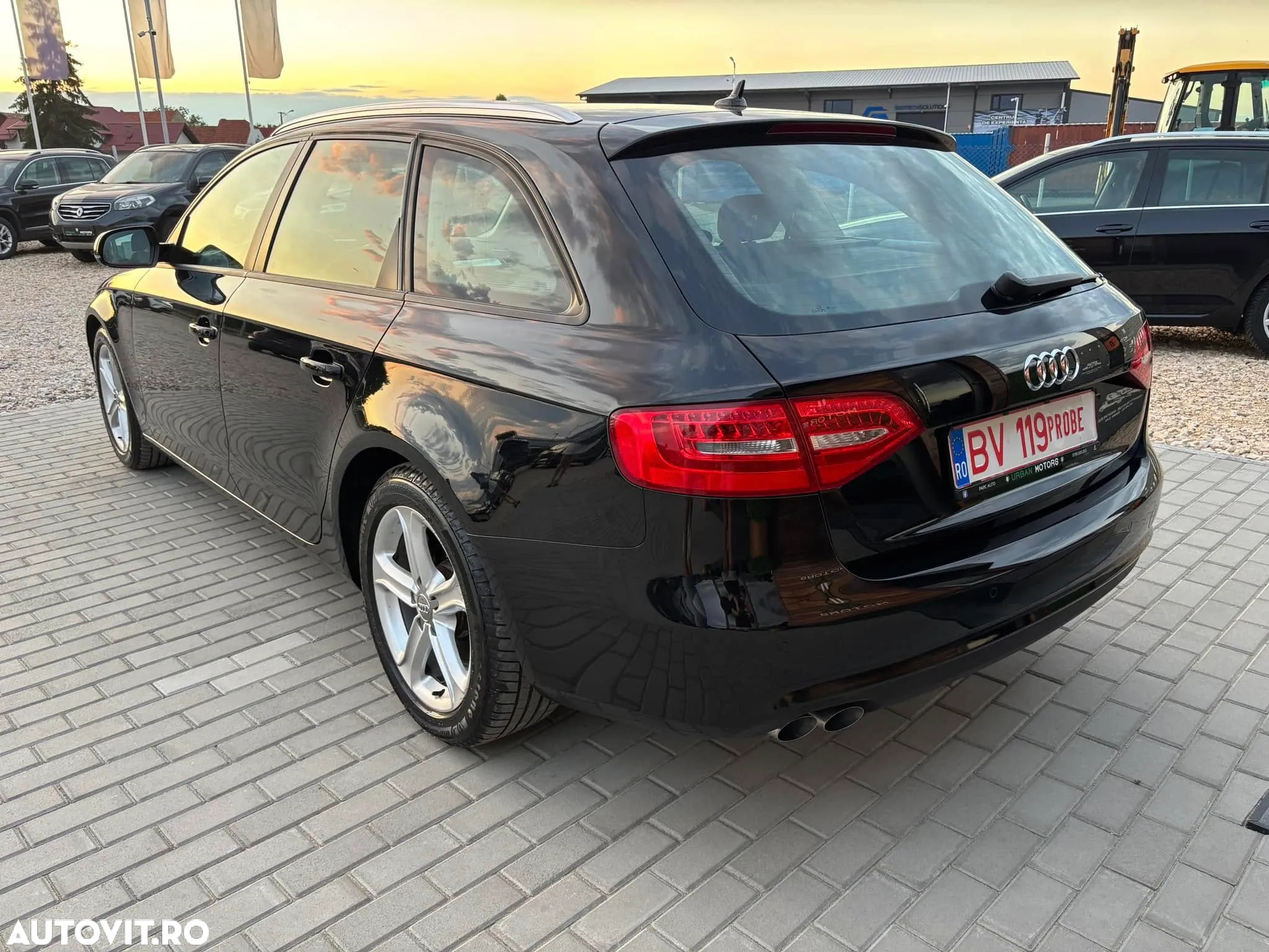 Audi A4 Avant 2.0 TDI DPF Ambition - 24