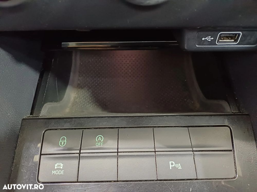 Skoda Octavia Combi Diesel 2.0 TDI DSG Style - 17