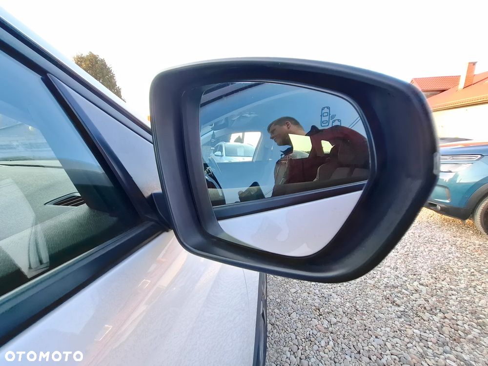 Peugeot 3008 PureTech 130 Stop & Start GPF EAT8 Allure - 22