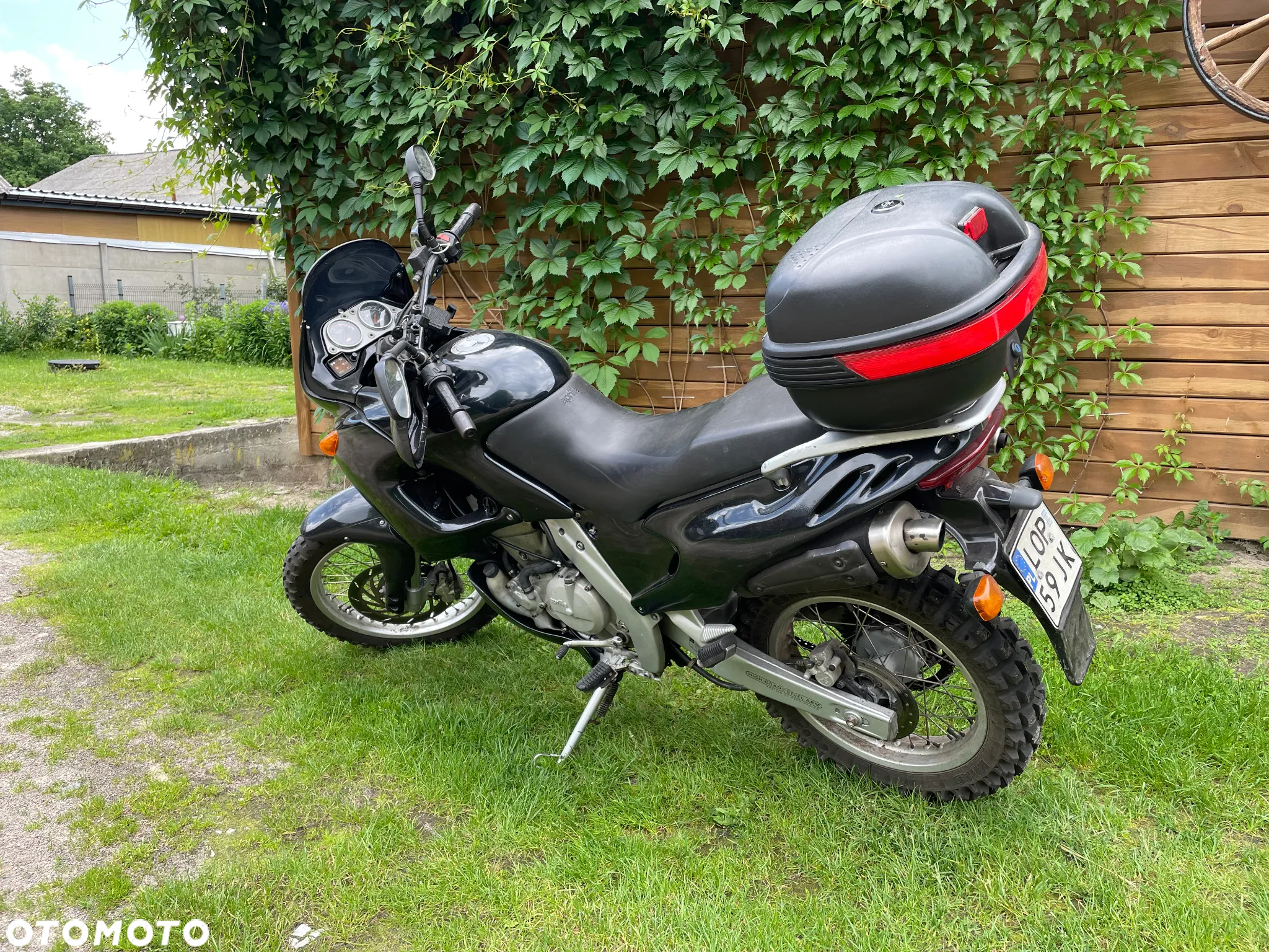 Aprilia Pegaso - 2