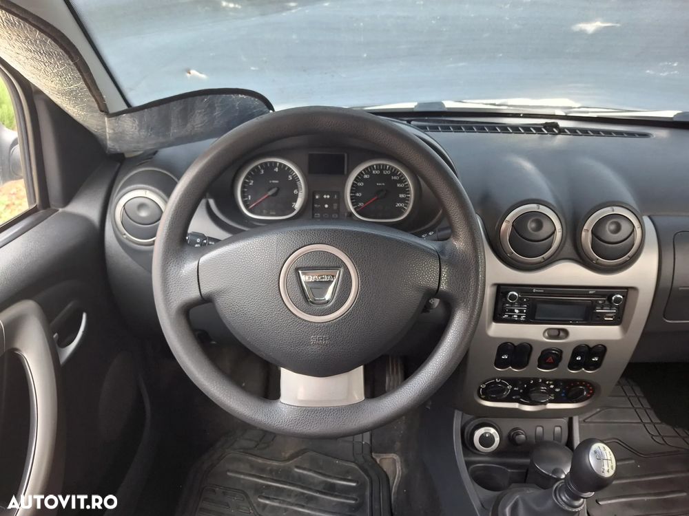 Dacia Duster 1.5 dCi 4x4 Laureate - 6