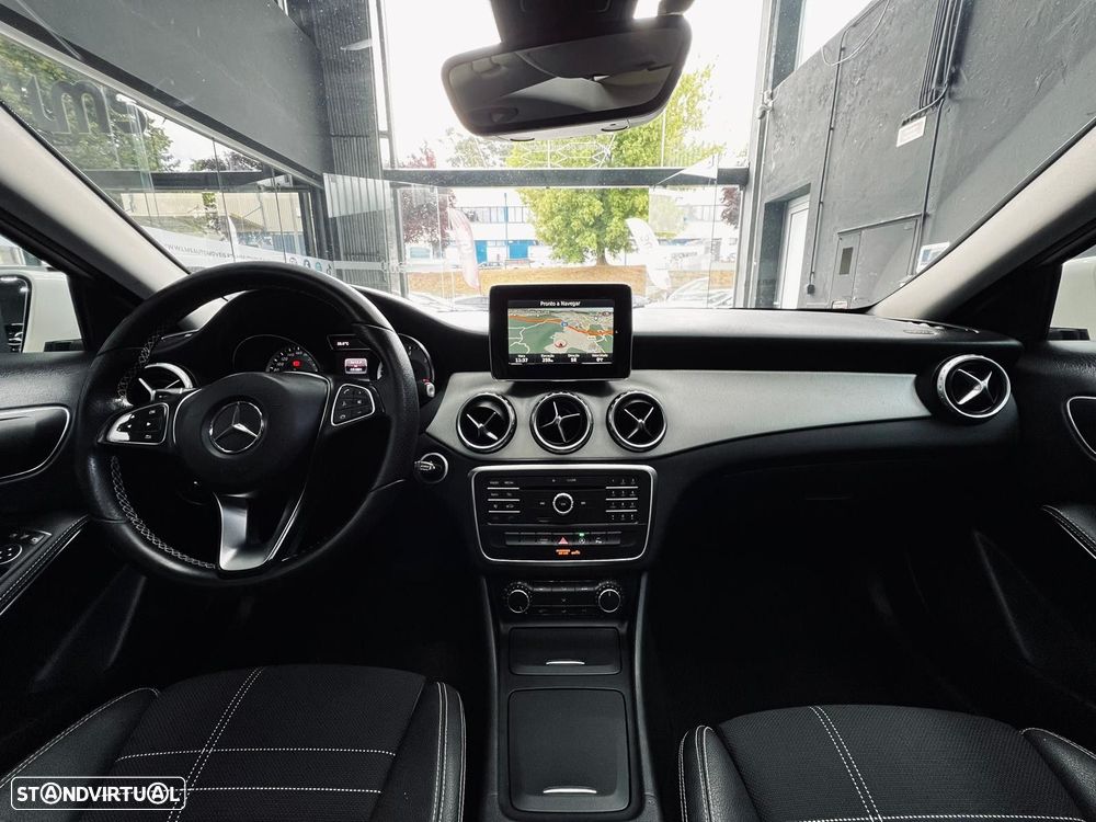 Mercedes-Benz GLA 180 CDI Urban Aut. - 17