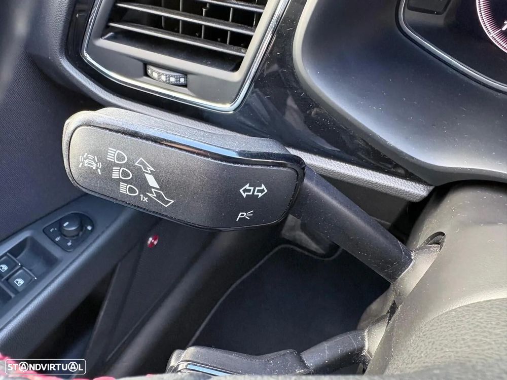 SEAT Leon 1.5 TSI FR - 42