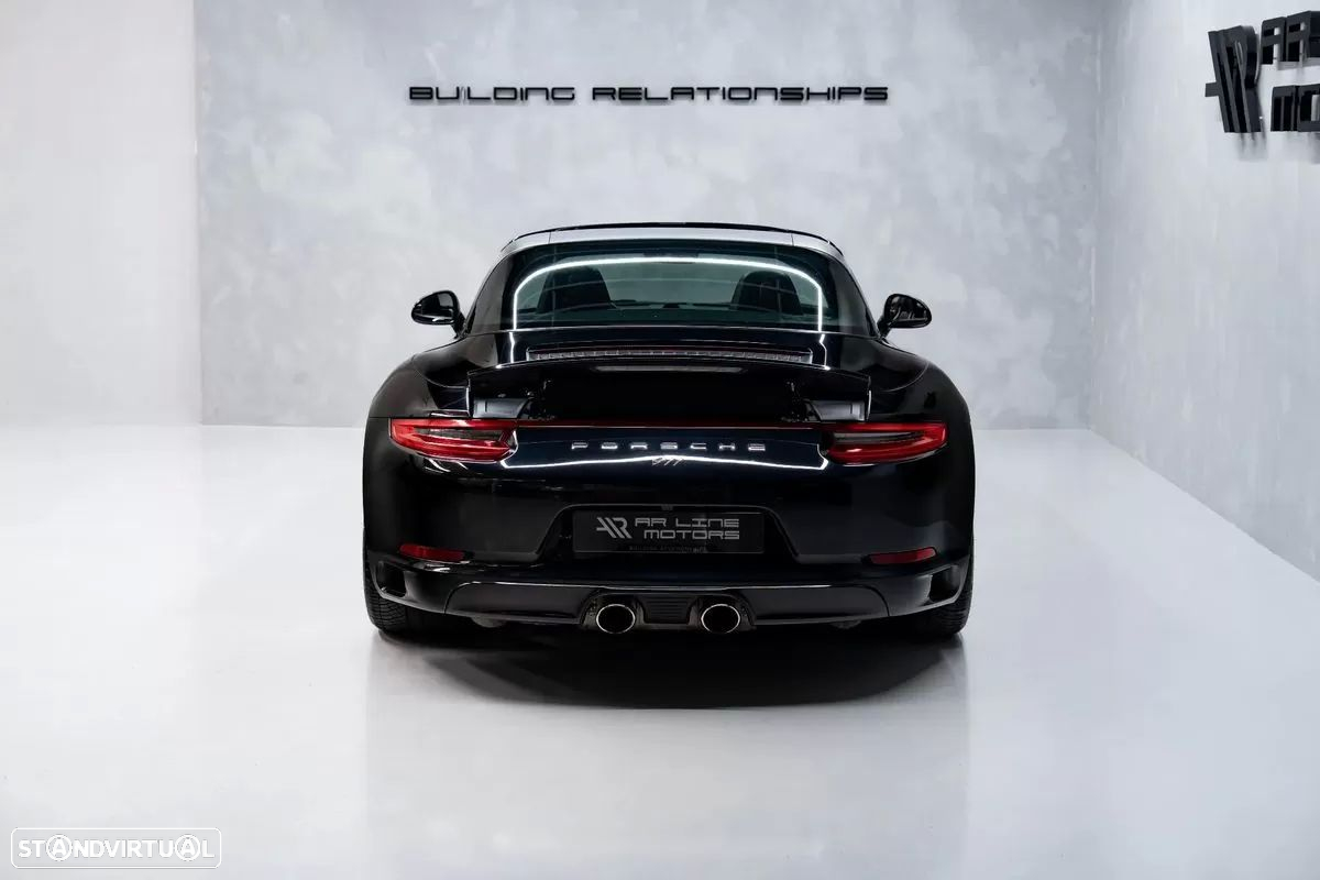 Porsche 911 (991) - 14
