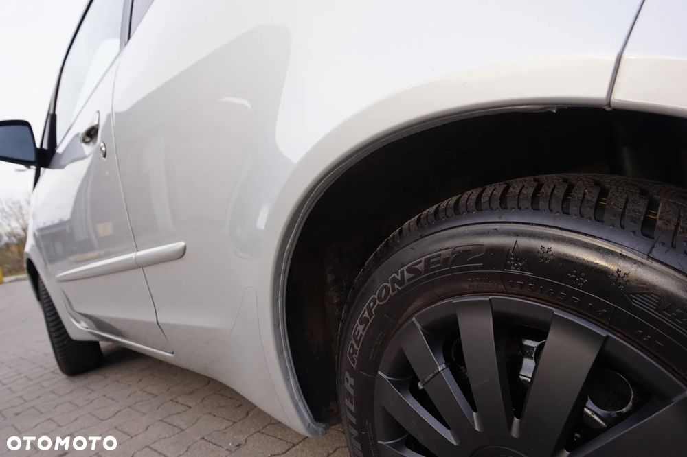 Mitsubishi Colt - 13