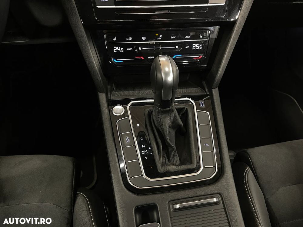 Volkswagen Passat 2.0 TDI DSG Highline - 21