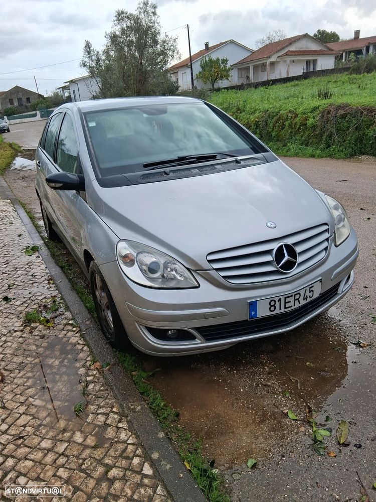 Mercedes-Benz B 180 CDI - 17