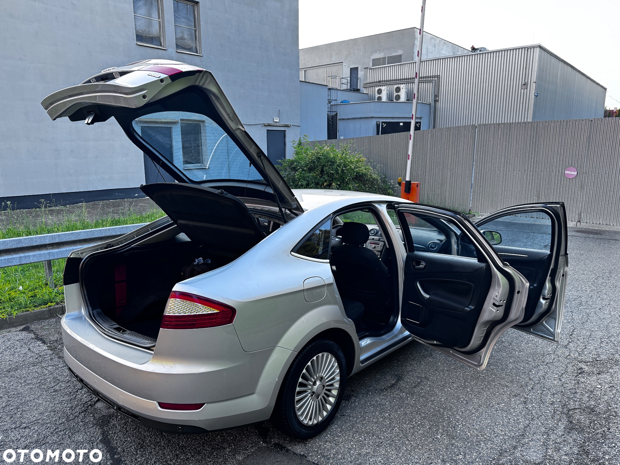 Ford Mondeo 2.0 TDCi Titanium - 7