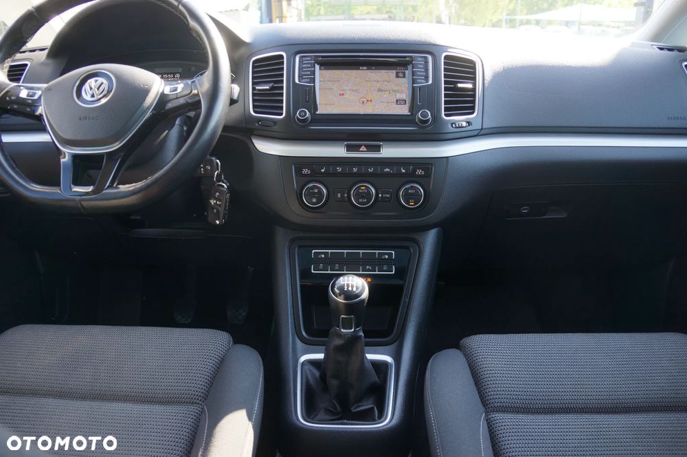 Volkswagen Sharan 2.0 TDI 4MOTION (BlueMotion Technology) Highline - 13