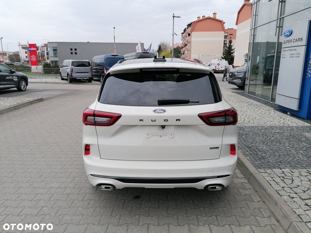 Ford Kuga - 8
