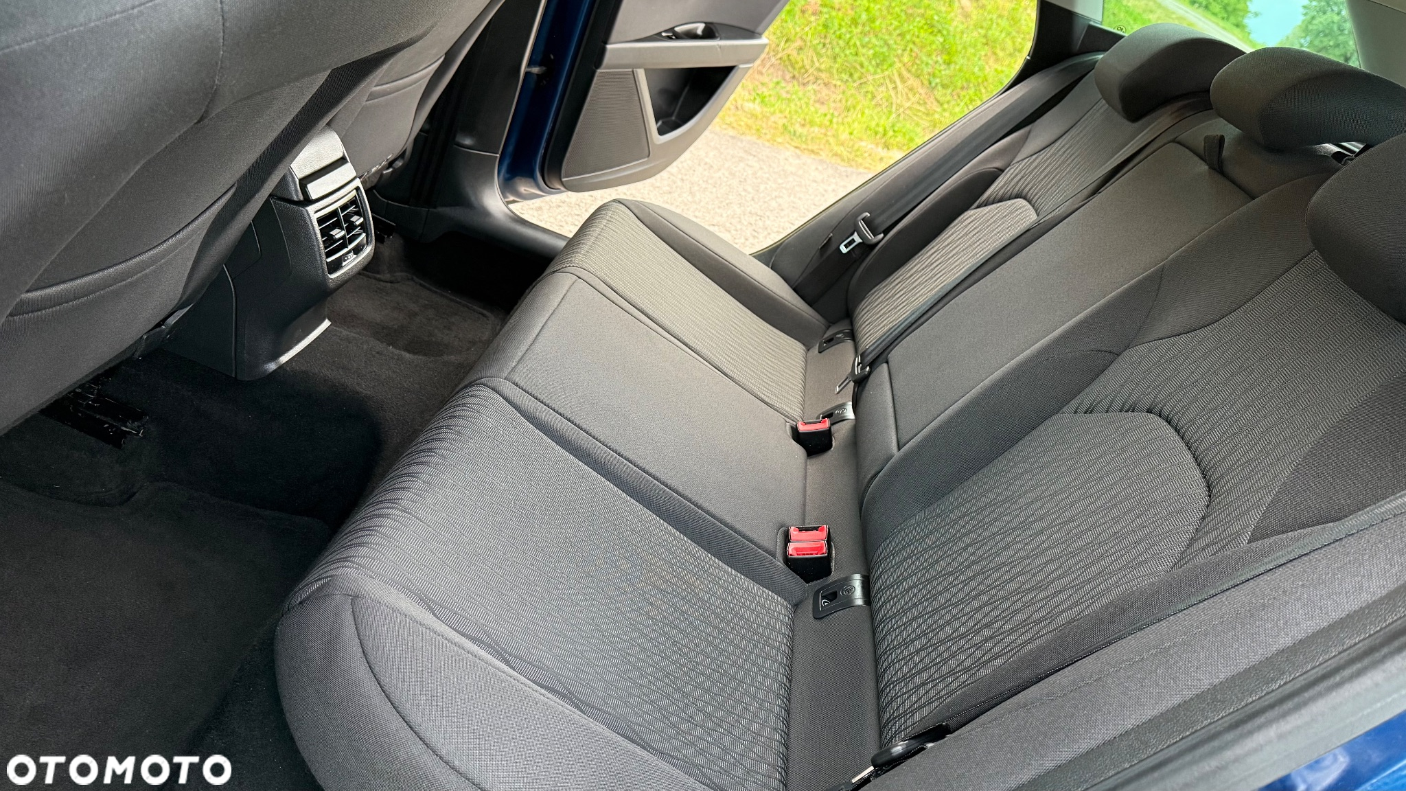 Seat Leon 1.6 TDI Reference - 12
