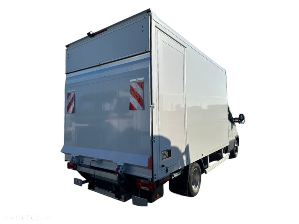 Iveco Daily 35C18 kontener z windą