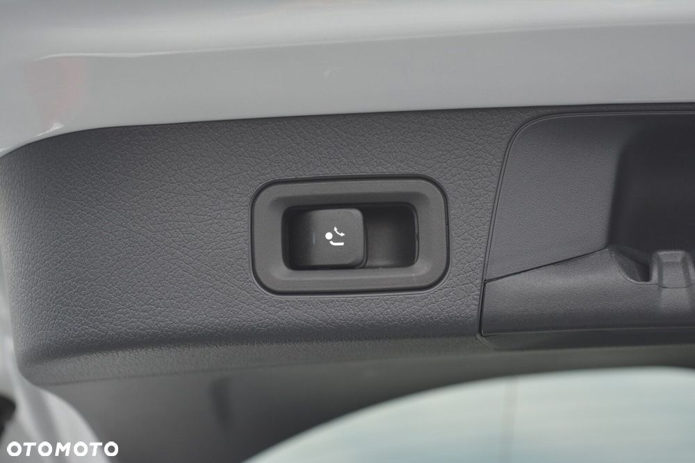 Mercedes-Benz GLB 200 d AMG Line 8G-DCT - 29