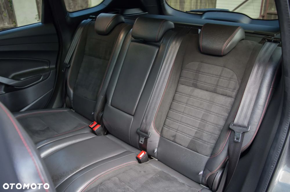 Ford Kuga 2.0 TDCi 4x2 ST-Line - 27