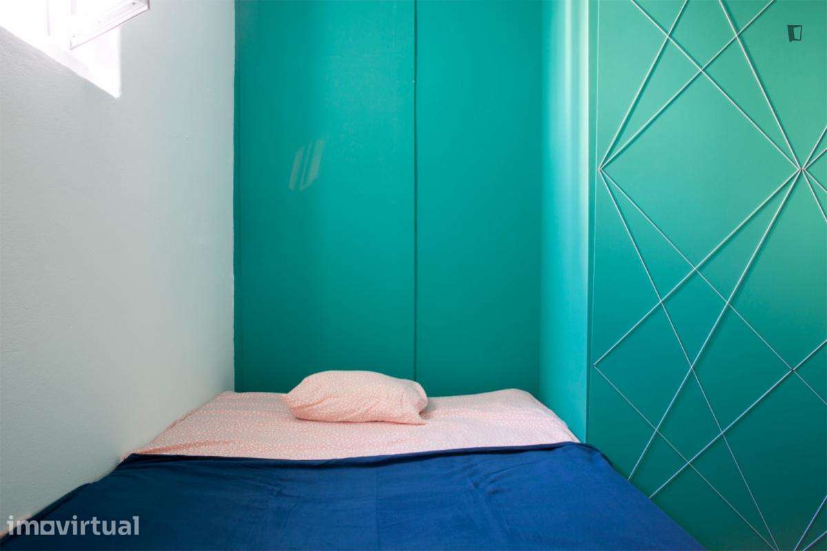 Quarto - localizado em Alcântara Lisbon - Grande imagem: 2/11