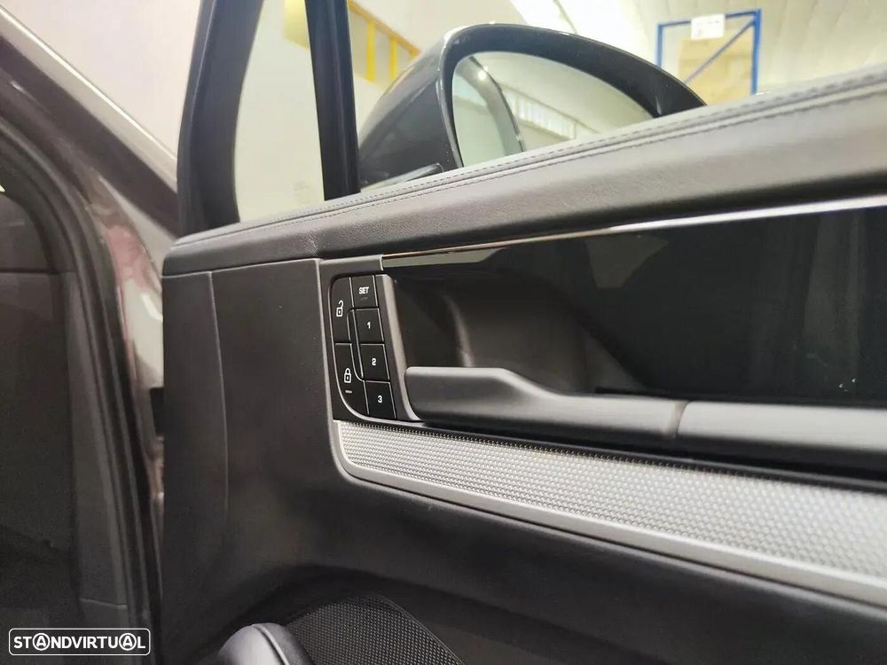 Porsche Cayenne Coupé E-Hybrid - 46