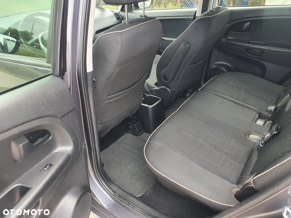 Kia Venga 1.6 CVVT Automatik Platinum Edition - 10