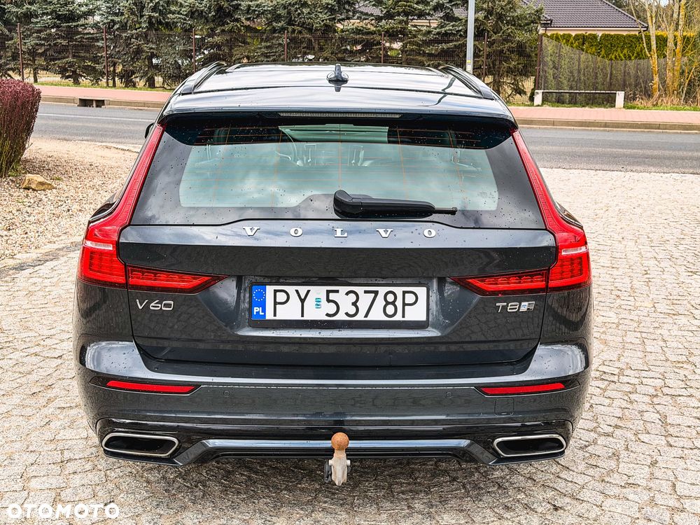 Volvo V60 T8 AWD Twin Engine Geartronic R-Design - 14