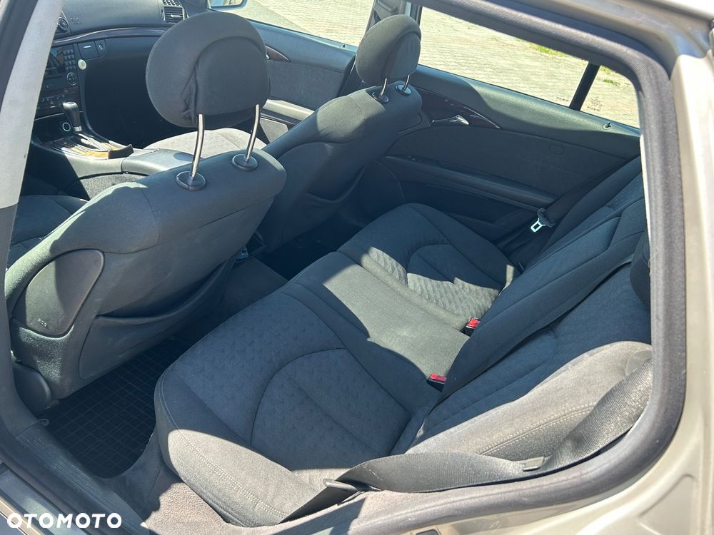 Mercedes-Benz Klasa E 220 CDI Automatik Classic - 12