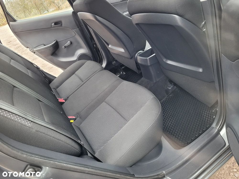 Hyundai i30 1.4 Base - 10