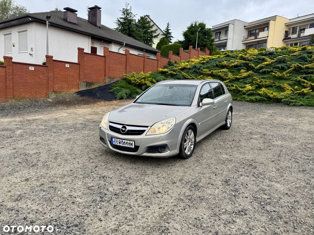 Opel Signum 1.9 CDTI Cosmo - 1