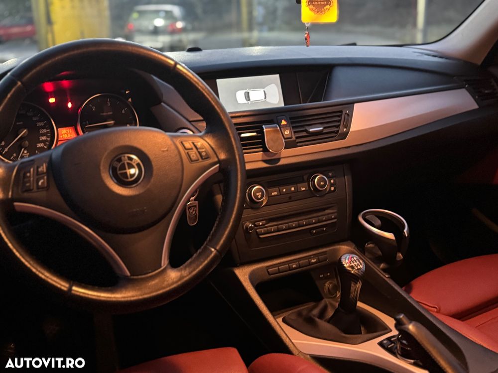 BMW X1 sDrive20d - 8