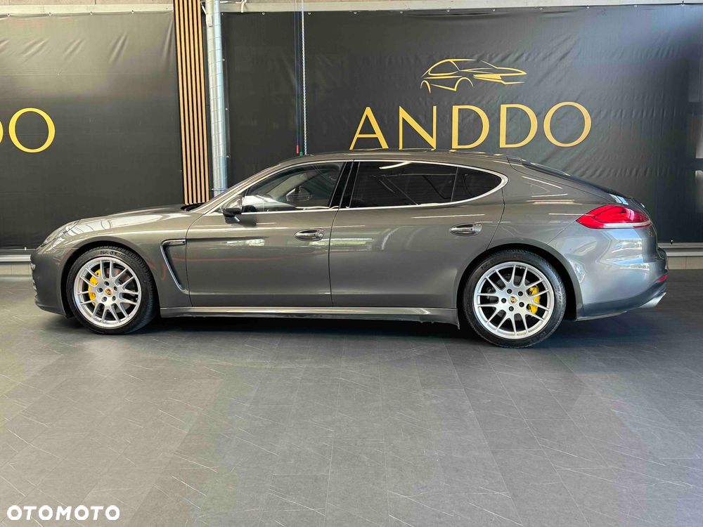 Porsche Panamera 4S Executive - 10