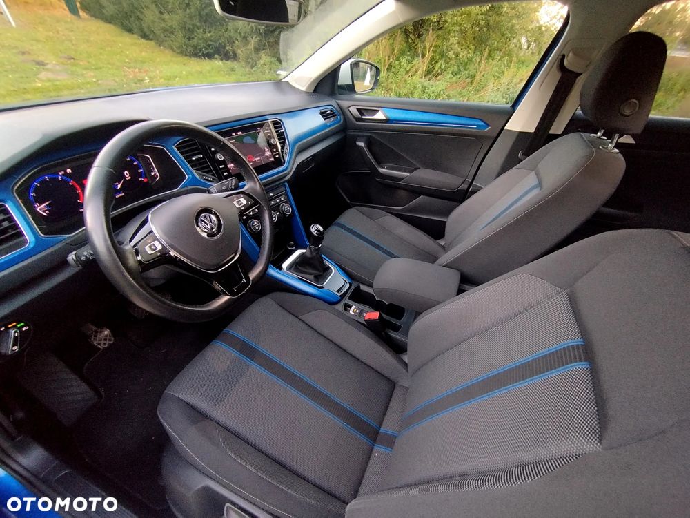 Volkswagen T-Roc - 12