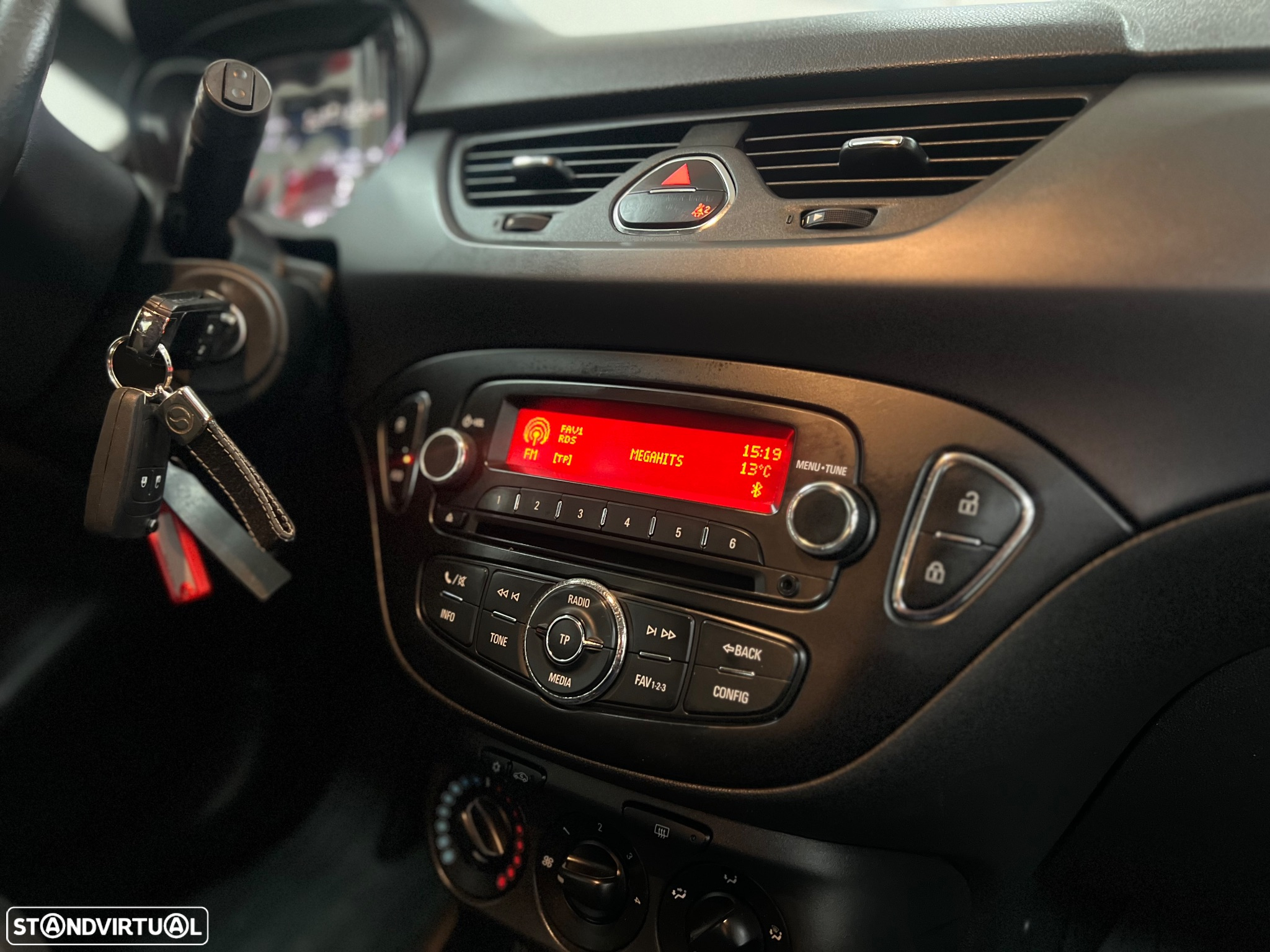 Opel Corsa 1.3 CDTi Enjoy - 16