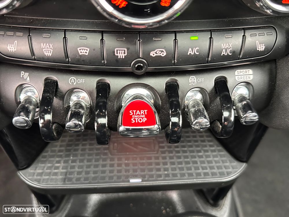 MINI 3 Portas Cooper SD Sport Aut. - 30